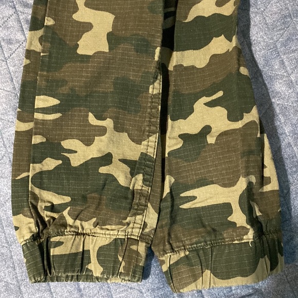 Boys Levi Camouflage Adjustable Joggers Pre-Owned - Picture 15 of 15